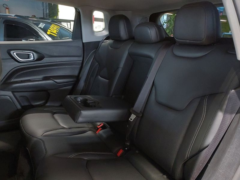 JEEP COMPASS 1.3 T270 TURBO FLEX LONGITUDE AT6 2023/2023 BETIOLO NOVOS E SEMINOVOS LAJEADO / Carros no Vale JEEP COMPASS 1.3 T270 TURBO FLEX LONGITUDE AT6 2023/2023 BETIOLO NOVOS E SEMINOVOS LAJEADO / Carros no Vale