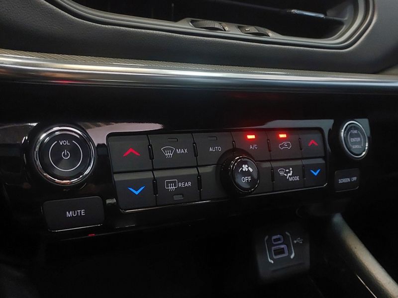 JEEP COMPASS 1.3 T270 TURBO FLEX S AT6 2023/2024 BETIOLO NOVOS E SEMINOVOS LAJEADO / Carros no Vale