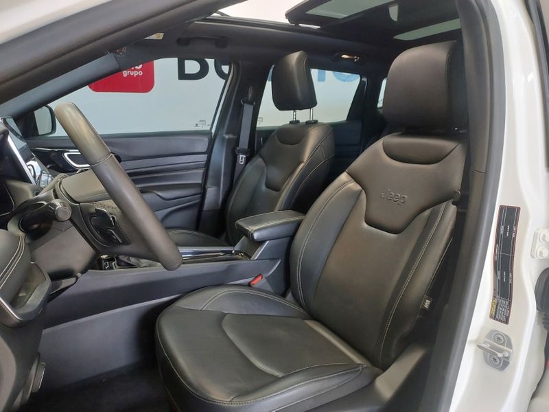 JEEP COMPASS 1.3 T270 TURBO FLEX S AT6 2023/2024 BETIOLO NOVOS E SEMINOVOS LAJEADO / Carros no Vale