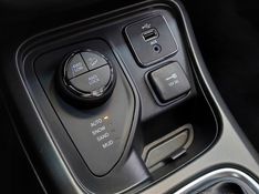 JEEP COMPASS 2.0 16V DIESEL LONGITUDE 4X4 AUTOMÁTICO 2017/2017 BETIOLO NOVOS E SEMINOVOS LAJEADO / Carros no Vale