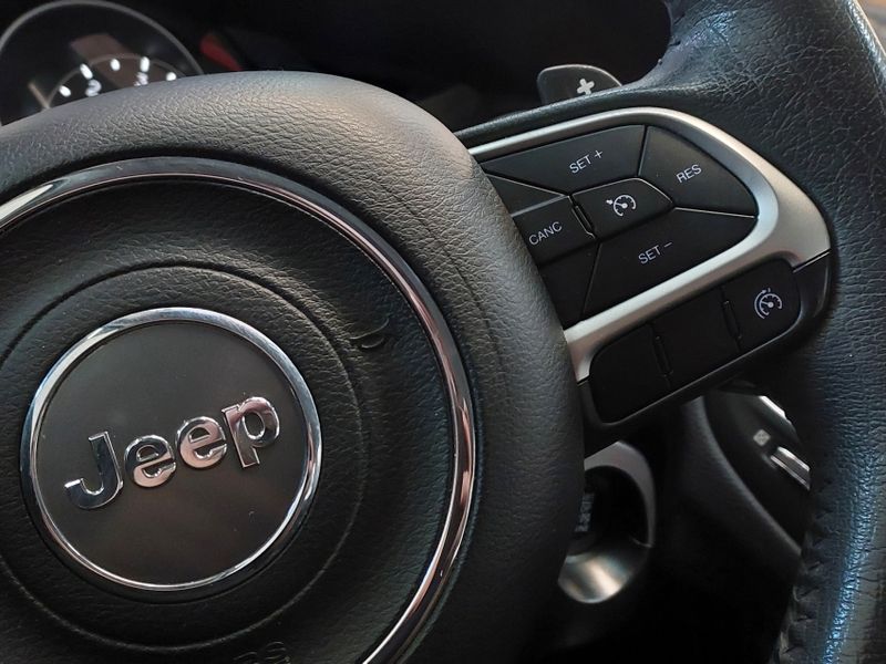 JEEP COMPASS 2.0 16V DIESEL LONGITUDE 4X4 AUTOMÁTICO 2017/2017 BETIOLO NOVOS E SEMINOVOS LAJEADO / Carros no Vale