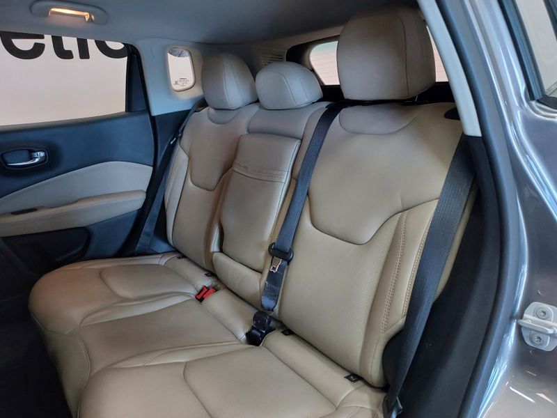 JEEP COMPASS 2.0 16V DIESEL LONGITUDE 4X4 AUTOMÁTICO 2017/2017 BETIOLO NOVOS E SEMINOVOS LAJEADO / Carros no Vale JEEP COMPASS 2.0 16V DIESEL LONGITUDE 4X4 AUTOMÁTICO 2017/2017 BETIOLO NOVOS E SEMINOVOS LAJEADO / Carros no Vale