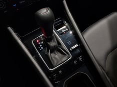 JEEP COMPASS 2.0 HURRICANE 4 TURBO GASOLINA BLACKHAWK AT9 2024/2025 BETIOLO NOVOS E SEMINOVOS LAJEADO / Carros no Vale