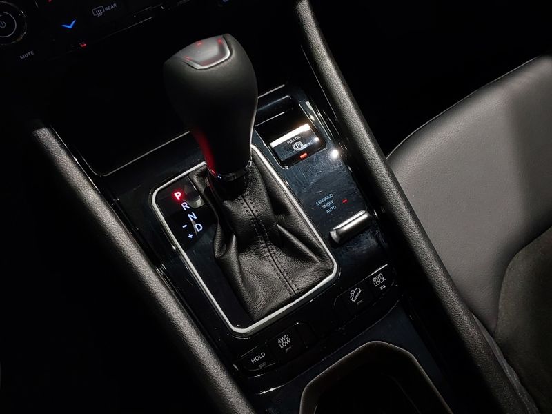 JEEP COMPASS 2.0 HURRICANE 4 TURBO GASOLINA BLACKHAWK AT9 2024/2025 BETIOLO NOVOS E SEMINOVOS LAJEADO / Carros no Vale