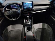 JEEP COMPASS 2.0 HURRICANE 4 TURBO GASOLINA BLACKHAWK AT9 2024/2025 BETIOLO NOVOS E SEMINOVOS LAJEADO / Carros no Vale