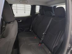 JEEP RENEGADE 1.3 T270 TURBO FLEX AT6 2023/2024 BETIOLO NOVOS E SEMINOVOS LAJEADO / Carros no Vale