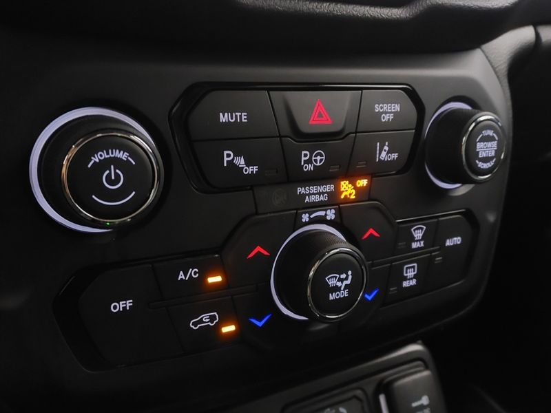 JEEP RENEGADE 1.3 T270 TURBO FLEX S 4X4 AT9 2023/2023 BETIOLO NOVOS E SEMINOVOS LAJEADO / Carros no Vale JEEP RENEGADE 1.3 T270 TURBO FLEX S 4X4 AT9 2023/2023 BETIOLO NOVOS E SEMINOVOS LAJEADO / Carros no Vale