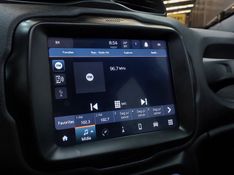 JEEP RENEGADE 1.3 T270 TURBO FLEX S 4X4 AT9 2022/2023 BETIOLO NOVOS E SEMINOVOS LAJEADO / Carros no Vale