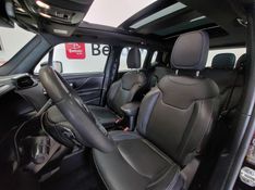 JEEP RENEGADE 1.3 T270 TURBO FLEX S 4X4 AT9 2022/2023 BETIOLO NOVOS E SEMINOVOS LAJEADO / Carros no Vale
