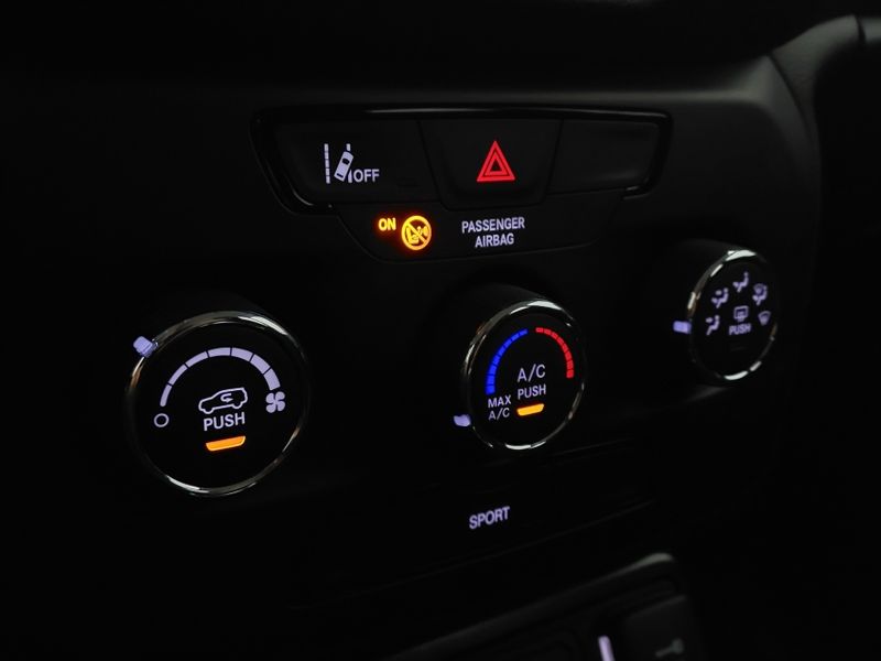 JEEP RENEGADE 1.3 T270 TURBO FLEX SPORT AT6 2022/2022 BETIOLO NOVOS E SEMINOVOS LAJEADO / Carros no Vale