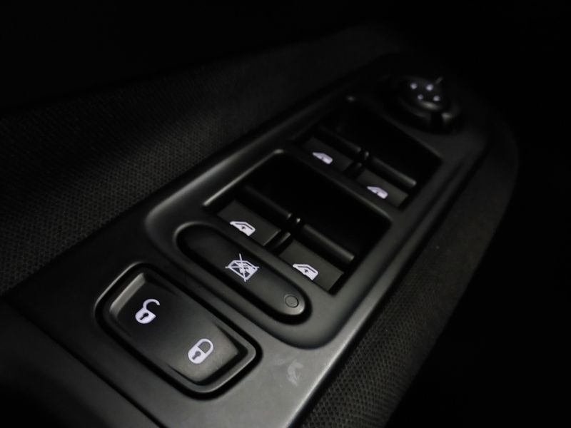 JEEP RENEGADE 1.3 T270 TURBO FLEX SPORT AT6 2022/2022 BETIOLO NOVOS E SEMINOVOS LAJEADO / Carros no Vale