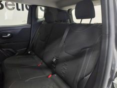 JEEP RENEGADE 1.3 T270 TURBO FLEX SPORT AT6 2022/2022 BETIOLO NOVOS E SEMINOVOS LAJEADO / Carros no Vale