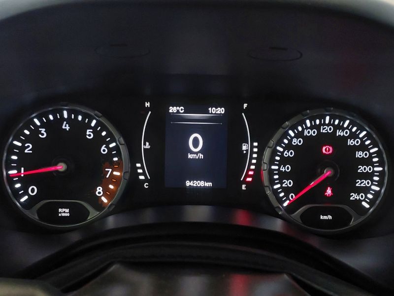 JEEP RENEGADE 1.8 16V FLEX SPORT 4P MANUAL 2016/2016 BETIOLO NOVOS E SEMINOVOS LAJEADO / Carros no Vale