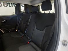 JEEP RENEGADE 1.8 16V FLEX SPORT 4P MANUAL 2016/2016 BETIOLO NOVOS E SEMINOVOS LAJEADO / Carros no Vale