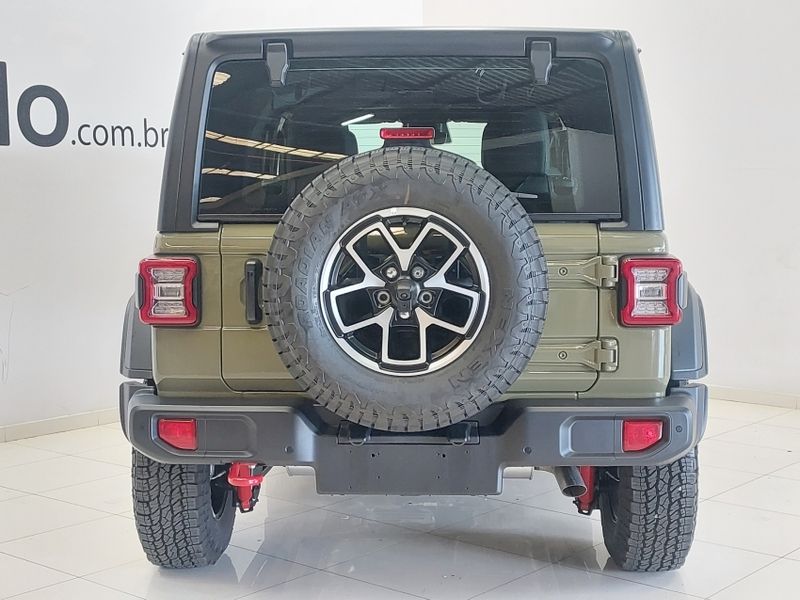 JEEP WRANGLER 2.0 TURBO GASOLINA RUBICON 4P 4X4 AT8 2025/2025 BETIOLO NOVOS E SEMINOVOS LAJEADO / Carros no Vale