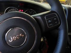 JEEP WRANGLER 3.6 SPORT 4X4 V6 12V GASOLINA 2P AUTOMÁTICO 2015/2015 BETIOLO NOVOS E SEMINOVOS LAJEADO / Carros no Vale