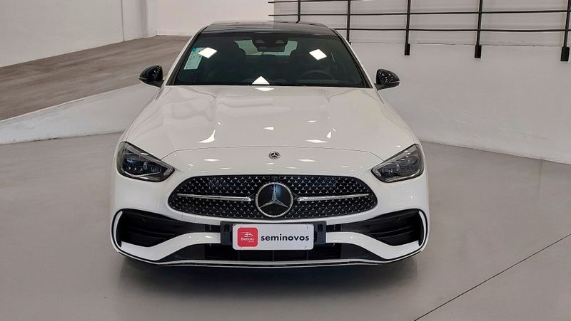 Mercedes-Benz C 300 2.0 EQ BOOST HÍBRIDO AMG LINE 9G-TRONIC 2024/2025 BETIOLO NOVOS E SEMINOVOS LAJEADO / Carros no Vale