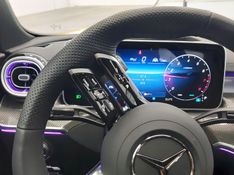 Mercedes-Benz C 300 2.0 EQ BOOST HÍBRIDO AMG LINE 9G-TRONIC 2024/2025 BETIOLO NOVOS E SEMINOVOS LAJEADO / Carros no Vale