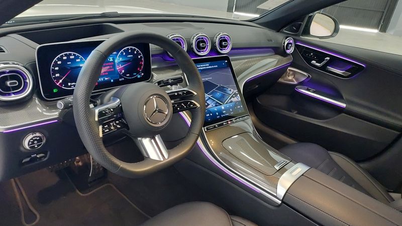 Mercedes-Benz C 300 2.0 EQ BOOST HÍBRIDO AMG LINE 9G-TRONIC 2024/2025 BETIOLO NOVOS E SEMINOVOS LAJEADO / Carros no Vale