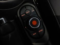 Mini COOPER 1.5 12V TWINPOWER GASOLINA 4P STEPTRONIC 2018/2019 BETIOLO NOVOS E SEMINOVOS LAJEADO / Carros no Vale