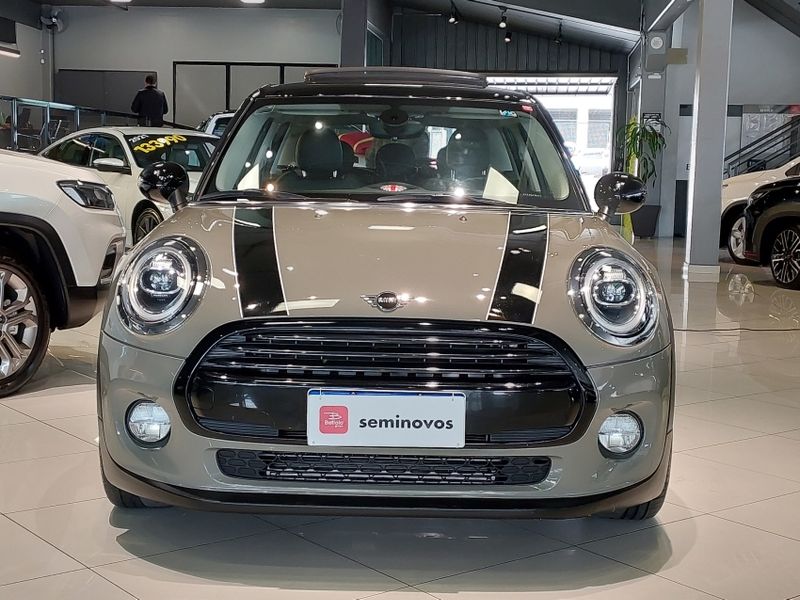 Mini COOPER 1.5 12V TWINPOWER GASOLINA 4P STEPTRONIC 2018/2019 BETIOLO NOVOS E SEMINOVOS LAJEADO / Carros no Vale