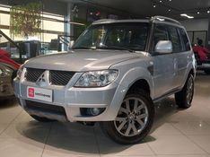 Mitsubishi PAJERO TR4 2.0 4X2 16V 140CV FLEX 4P AUTOMÁTICO 2012/2013 BETIOLO NOVOS E SEMINOVOS LAJEADO / Carros no Vale