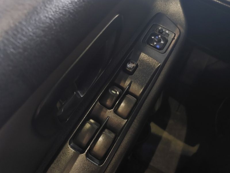 Mitsubishi PAJERO TR4 2.0 4X2 16V 140CV FLEX 4P AUTOMÁTICO 2012/2013 BETIOLO NOVOS E SEMINOVOS LAJEADO / Carros no Vale Mitsubishi PAJERO TR4 2.0 4X2 16V 140CV FLEX 4P AUTOMÁTICO 2012/2013 BETIOLO NOVOS E SEMINOVOS LAJEADO / Carros no Vale