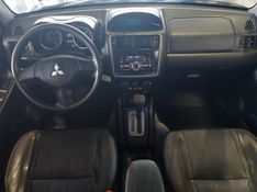 Mitsubishi PAJERO TR4 2.0 4X2 16V 140CV FLEX 4P AUTOMÁTICO 2012/2013 BETIOLO NOVOS E SEMINOVOS LAJEADO / Carros no Vale
