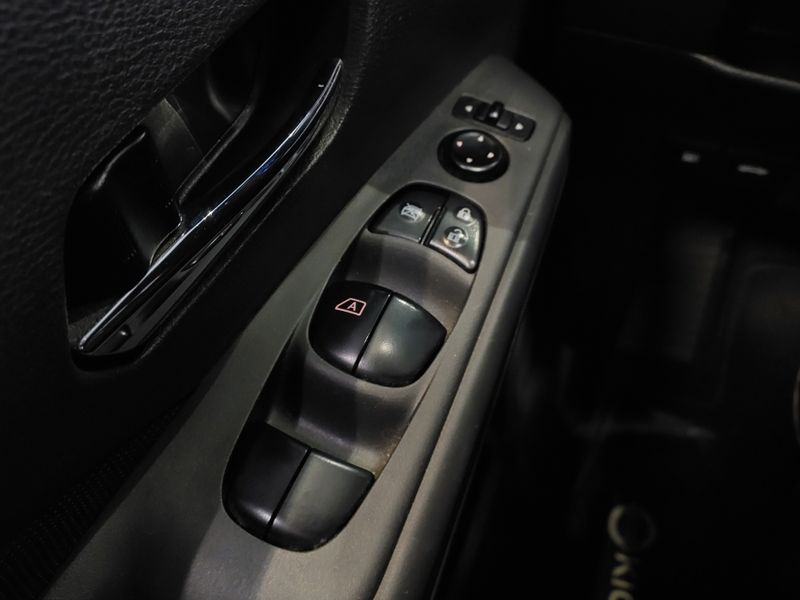 Nissan KICKS 1.6 16V FLEXSTART SENSE XTRONIC 2022/2022 BETIOLO NOVOS E SEMINOVOS LAJEADO / Carros no Vale