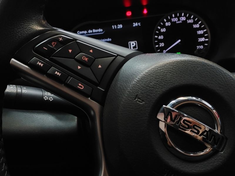 Nissan KICKS 1.6 16V FLEXSTART SL 4P XTRONIC 2016/2017 BETIOLO NOVOS E SEMINOVOS LAJEADO / Carros no Vale Nissan KICKS 1.6 16V FLEXSTART SL 4P XTRONIC 2016/2017 BETIOLO NOVOS E SEMINOVOS LAJEADO / Carros no Vale