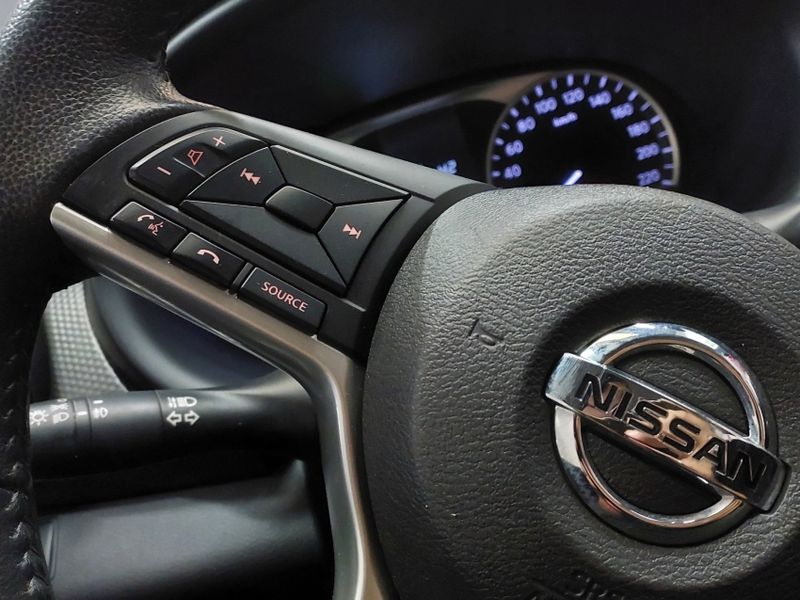 Nissan KICKS 1.6 16V FLEXSTART SV 4P XTRONIC 2018/2019 BETIOLO NOVOS E SEMINOVOS LAJEADO / Carros no Vale