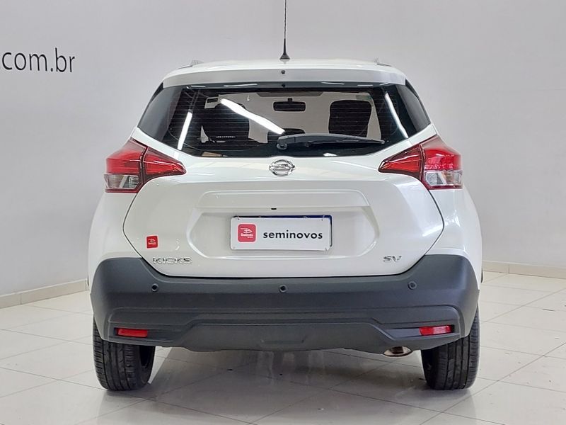 Nissan KICKS 1.6 16V FLEXSTART SV 4P XTRONIC 2018/2019 BETIOLO NOVOS E SEMINOVOS LAJEADO / Carros no Vale
