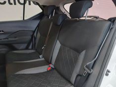 Nissan KICKS 1.6 16V FLEXSTART SV 4P XTRONIC 2018/2019 BETIOLO NOVOS E SEMINOVOS LAJEADO / Carros no Vale
