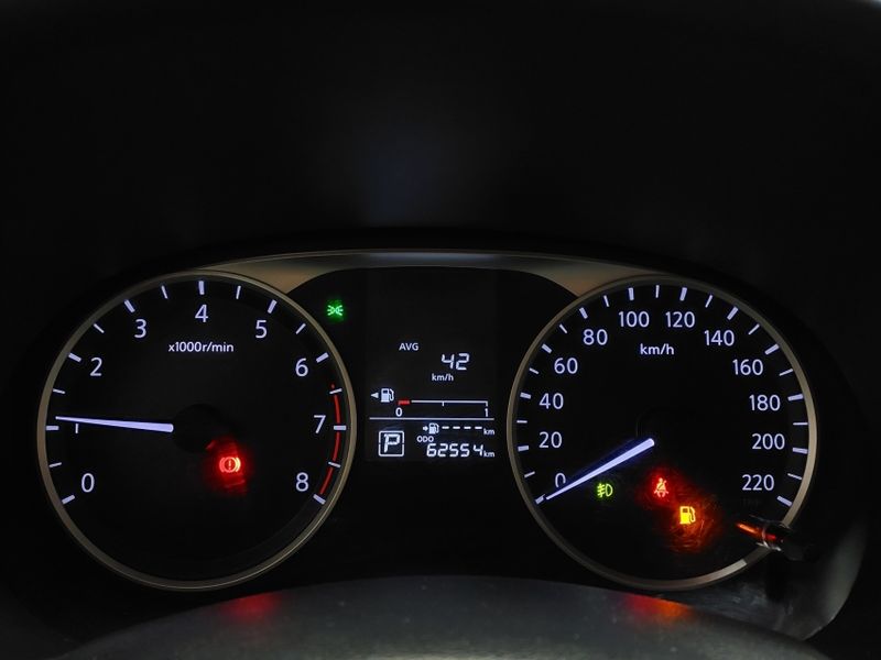 Nissan KICKS 1.6 16V FLEXSTART SV 4P XTRONIC 2018/2019 BETIOLO NOVOS E SEMINOVOS LAJEADO / Carros no Vale