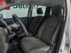 Nissan LIVINA 1.6 16V FLEX 4P MANUAL 2012/2012 BETIOLO NOVOS E SEMINOVOS LAJEADO / Carros no Vale