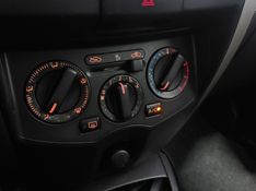 Nissan LIVINA 1.6 16V FLEX 4P MANUAL 2012/2012 BETIOLO NOVOS E SEMINOVOS LAJEADO / Carros no Vale