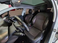 Peugeot 2008 1.6 16V FLEX GRIFFE 4P AUTOMÁTICO 2015/2016 BETIOLO NOVOS E SEMINOVOS LAJEADO / Carros no Vale