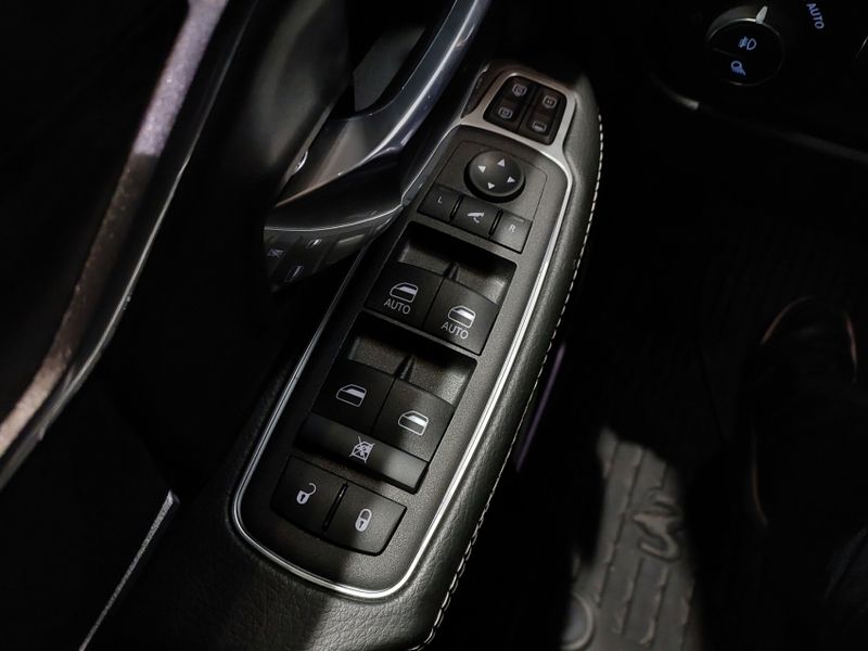 Ram 2500 6.7 I6 TURBO DIESEL LARAMIE CD 4X4 AUTOMÁTICO 2024/2024 BETIOLO NOVOS E SEMINOVOS LAJEADO / Carros no Vale Ram 2500 6.7 I6 TURBO DIESEL LARAMIE CD 4X4 AUTOMÁTICO 2024/2024 BETIOLO NOVOS E SEMINOVOS LAJEADO / Carros no Vale