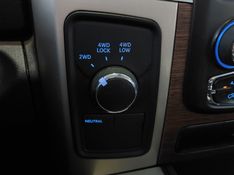 Ram 2500 6.7 LARAMIE 4X4 CD I6 TURBO DIESEL 4P AUTOMÁTICO 2015/2016 BETIOLO NOVOS E SEMINOVOS LAJEADO / Carros no Vale