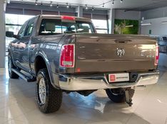 Ram 2500 6.7 LARAMIE 4X4 CD I6 TURBO DIESEL 4P AUTOMÁTICO 2015/2016 BETIOLO NOVOS E SEMINOVOS LAJEADO / Carros no Vale