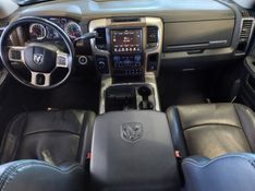 Ram 2500 6.7 LARAMIE 4X4 CD I6 TURBO DIESEL 4P AUTOMÁTICO 2015/2016 BETIOLO NOVOS E SEMINOVOS LAJEADO / Carros no Vale