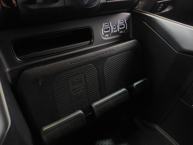 Ram 3500 6.7 I6 TURBO DIESEL LIMITED LONGHORN CD 4X4 AUTOMÁTICO 2024/2024 BETIOLO NOVOS E SEMINOVOS LAJEADO / Carros no Vale Ram 3500 6.7 I6 TURBO DIESEL LIMITED LONGHORN CD 4X4 AUTOMÁTICO 2024/2024 BETIOLO NOVOS E SEMINOVOS LAJEADO / Carros no Vale