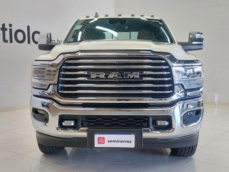 Ram 3500 6.7 I6 TURBO DIESEL LIMITED LONGHORN CD 4X4 AUTOMÁTICO 2024/2024 BETIOLO NOVOS E SEMINOVOS LAJEADO / Carros no Vale Ram 3500 6.7 I6 TURBO DIESEL LIMITED LONGHORN CD 4X4 AUTOMÁTICO 2024/2024 BETIOLO NOVOS E SEMINOVOS LAJEADO / Carros no Vale