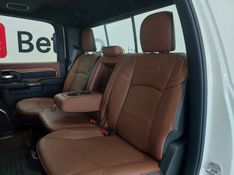 Ram 3500 6.7 I6 TURBO DIESEL LIMITED LONGHORN CD 4X4 AUTOMÁTICO 2024/2024 BETIOLO NOVOS E SEMINOVOS LAJEADO / Carros no Vale