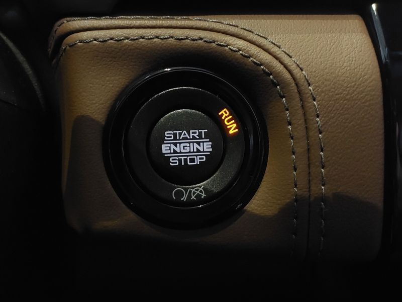 Ram RAMPAGE 2.2 TURBO DIESEL LARAMIE 4X4 AUTOMÁTICO 2025/2025 BETIOLO NOVOS E SEMINOVOS LAJEADO / Carros no Vale Ram RAMPAGE 2.2 TURBO DIESEL LARAMIE 4X4 AUTOMÁTICO 2025/2025 BETIOLO NOVOS E SEMINOVOS LAJEADO / Carros no Vale