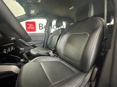 Renault DUSTER 1.3 TCE FLEX ICONIC X-TRONIC 2023/2024 BETIOLO NOVOS E SEMINOVOS LAJEADO / Carros no Vale