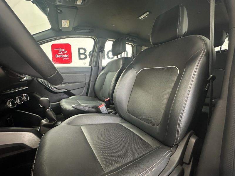 Renault DUSTER 1.3 TCE FLEX ICONIC X-TRONIC 2023/2024 BETIOLO NOVOS E SEMINOVOS LAJEADO / Carros no Vale