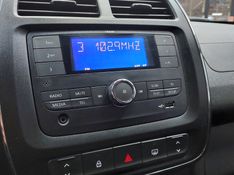 Renault KWID 1.0 12V SCE FLEX ZEN MANUAL 2024/2025 BETIOLO NOVOS E SEMINOVOS LAJEADO / Carros no Vale