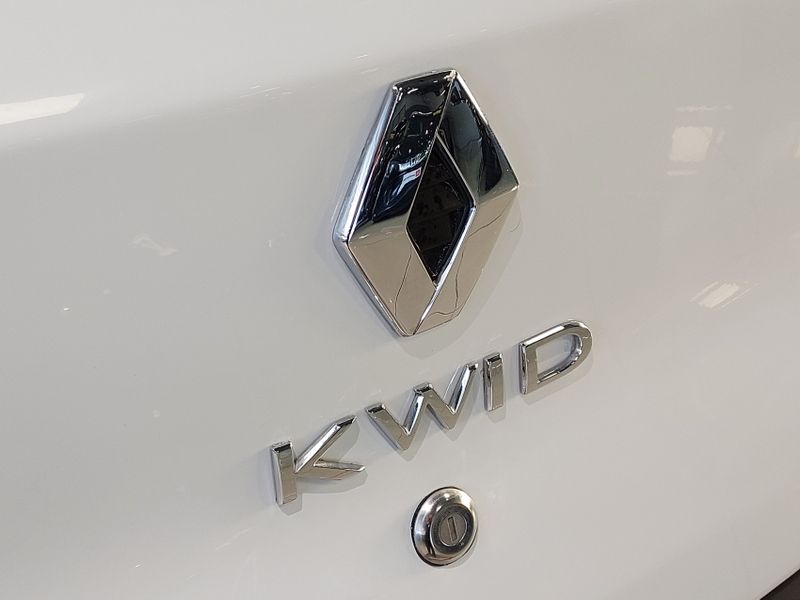 Renault KWID 1.0 12V SCE FLEX ZEN MANUAL 2021/2022 BETIOLO NOVOS E SEMINOVOS LAJEADO / Carros no Vale Renault KWID 1.0 12V SCE FLEX ZEN MANUAL 2021/2022 BETIOLO NOVOS E SEMINOVOS LAJEADO / Carros no Vale
