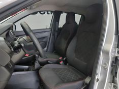 Renault KWID 1.0 12V SCE FLEX ZEN MANUAL 2024/2025 BETIOLO NOVOS E SEMINOVOS LAJEADO / Carros no Vale